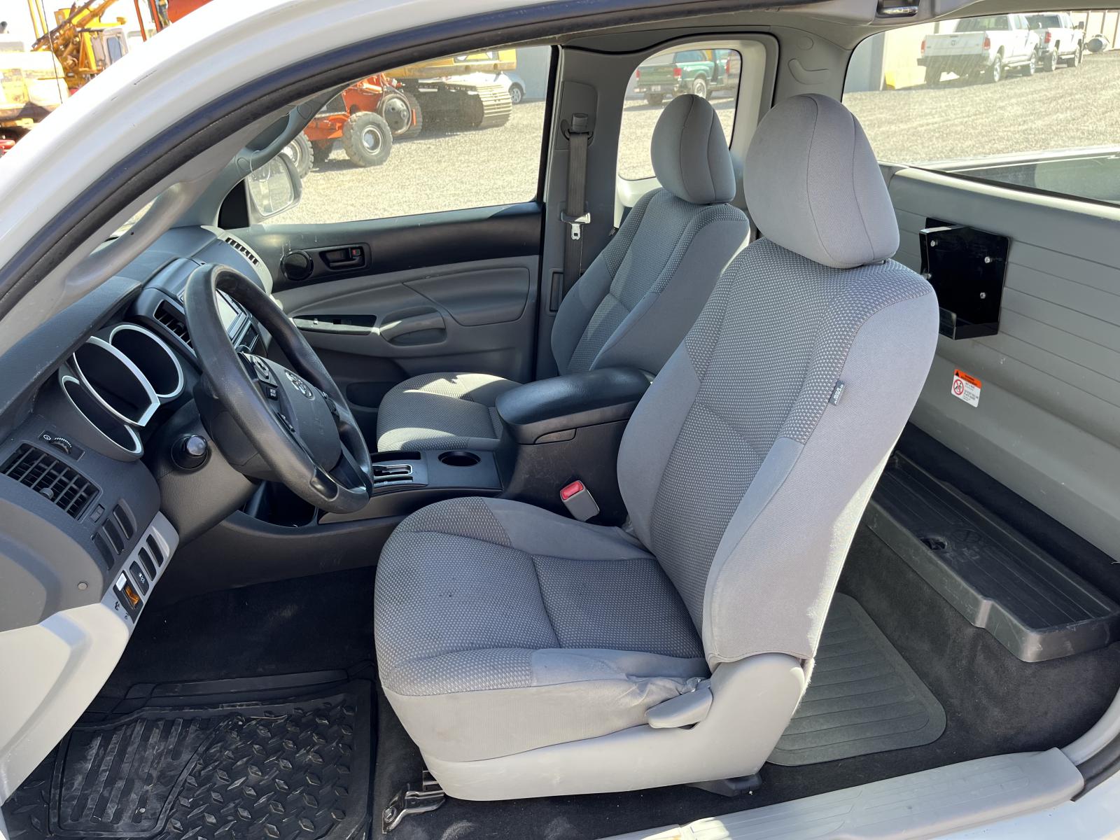 ./imagenes/INVOICE/2019/17971/TOYOTA  (3).JPG